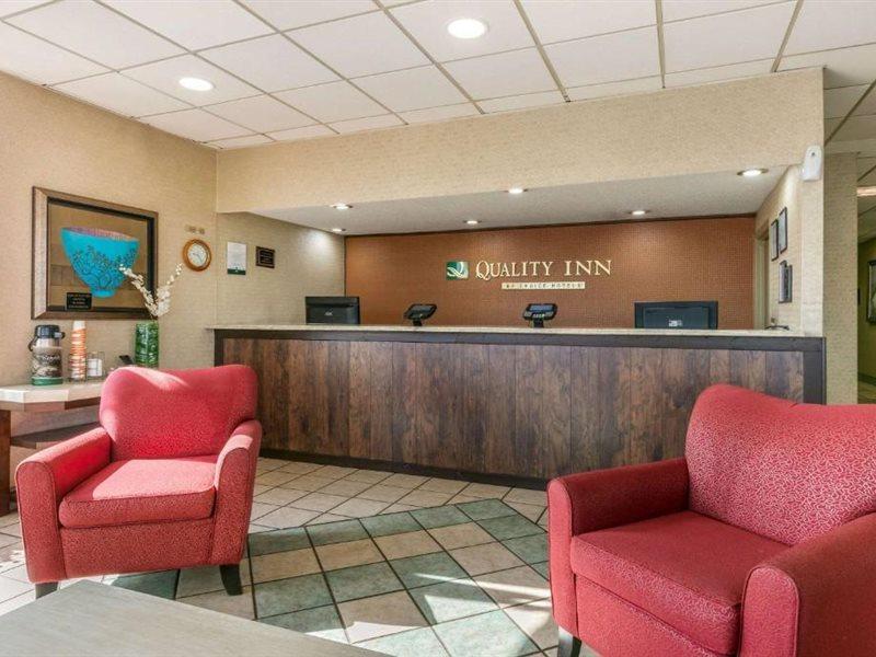 Quality Inn Manchester Exteriér fotografie